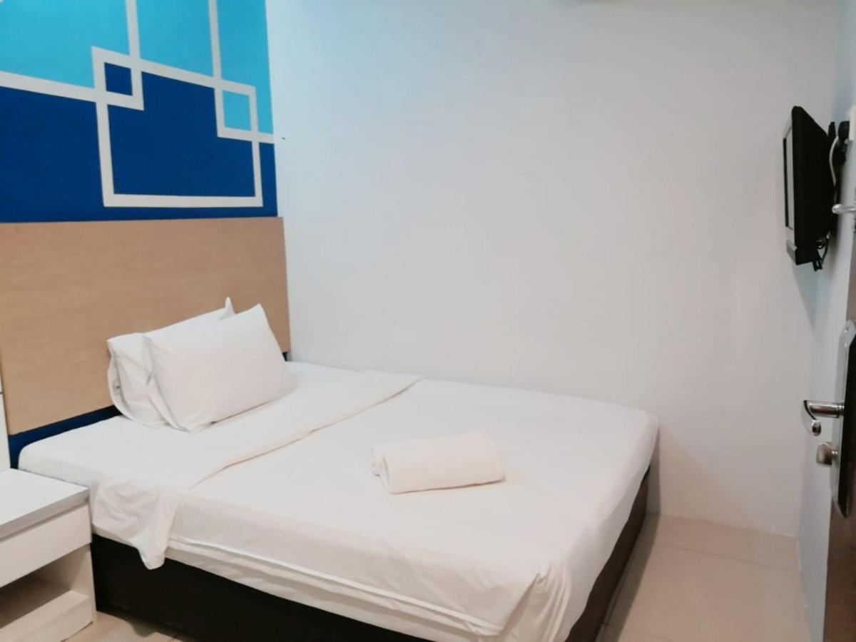 Bangi Business Hotel Kampong Sungai Ramal Dalam Exteriör bild