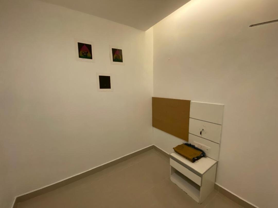 Bangi Business Hotel Kampong Sungai Ramal Dalam Exteriör bild