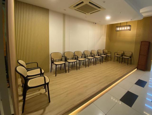 Bangi Business Hotel Kampong Sungai Ramal Dalam Exteriör bild