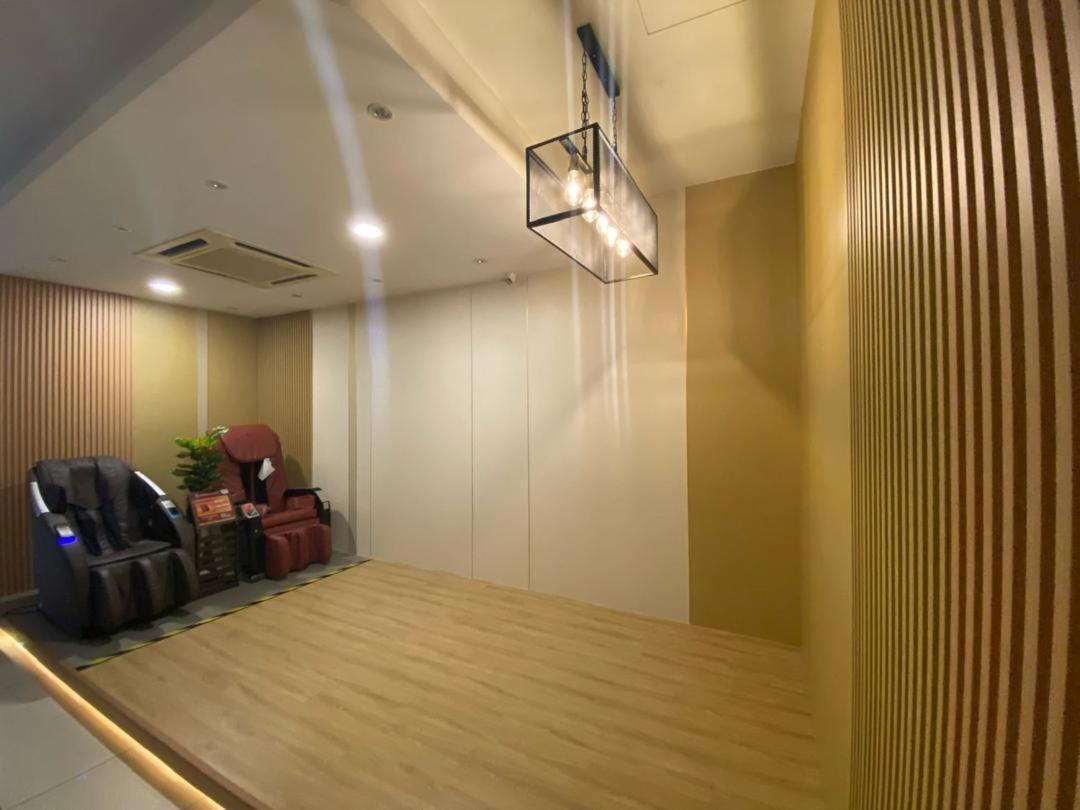 Bangi Business Hotel Kampong Sungai Ramal Dalam Exteriör bild
