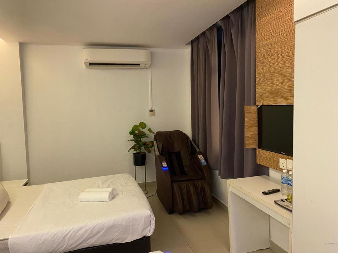 Bangi Business Hotel Kampong Sungai Ramal Dalam Exteriör bild