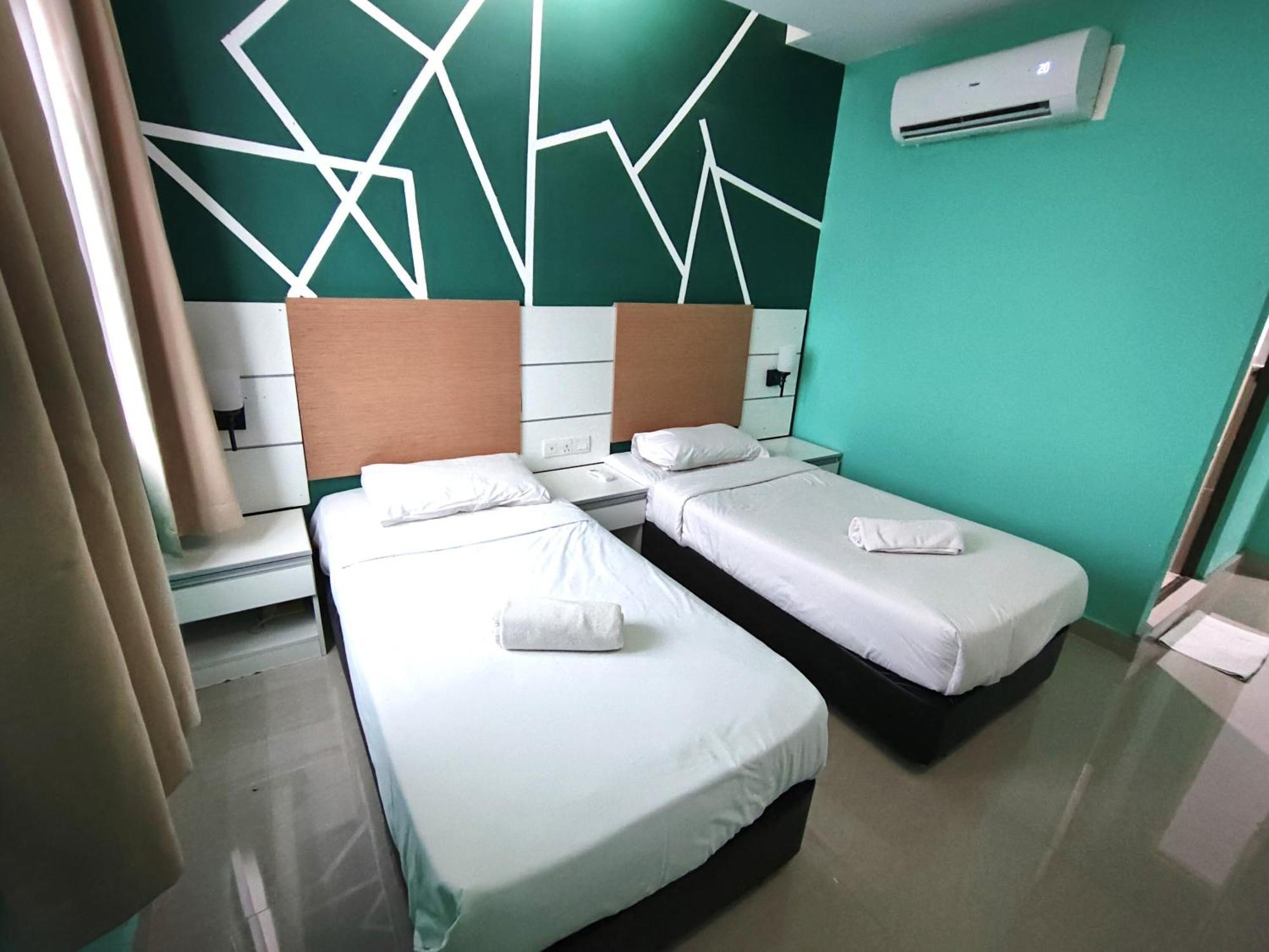 Bangi Business Hotel Kampong Sungai Ramal Dalam Exteriör bild